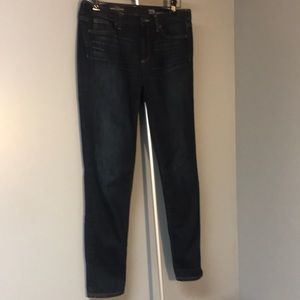 J Crew Midrise Dk Denim Jeans